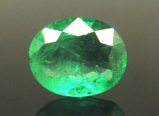 7.05 Ratti Natural Emerald Stone With Govt. Lab Certified (89910)