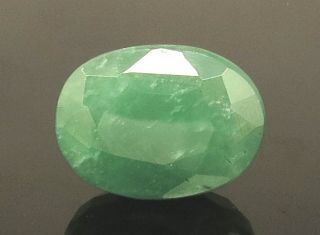 8.48 Ratti Natural emerald with Govt Lab Certificate-(3441)
