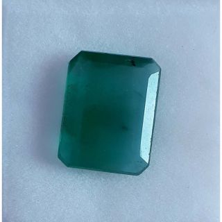 3.86/CT Natural Emerald Stone with Govt. Lab Certificate (12210)
