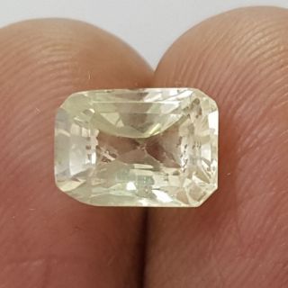 3.64 Ratti Natural Yellow Sapphire With Govt Lab Certificate-(45510)